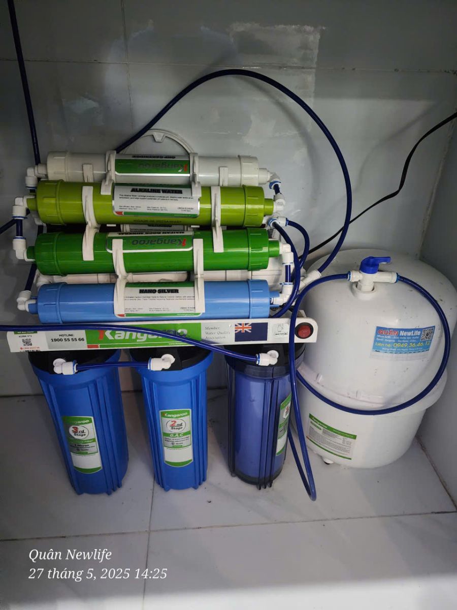 Thay lõi lọc nước